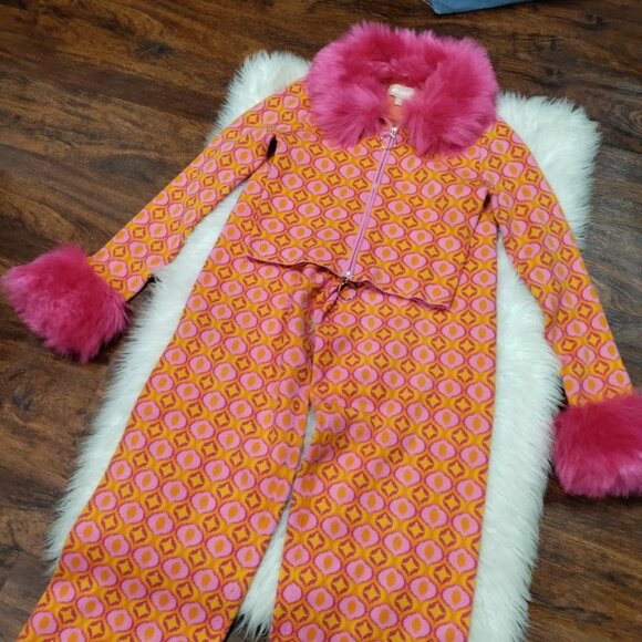 Show Me Your Mumu Small Zermatt Faux Fur Jacket & Zermatt Sweater Pants Set Pink - Picture 5 of 16